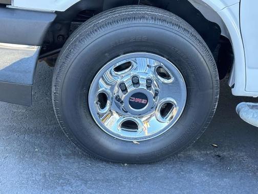 2017 GMC Savana 2500 Work Van