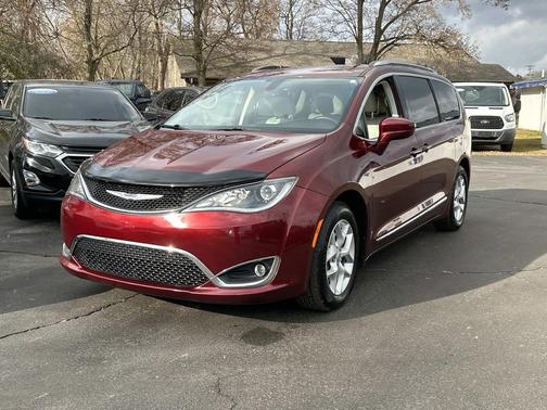 2018 Chrysler Pacifica Touring-L Plus