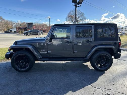 2018 Jeep Wrangler JK Unlimited Sahara