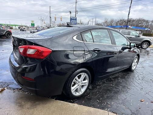 2016 Chevrolet Cruze LT Auto