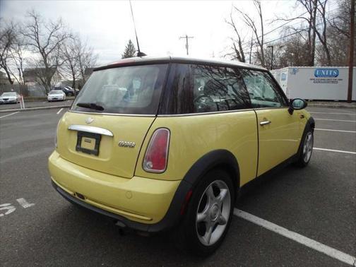2005 MINI Cooper Base
