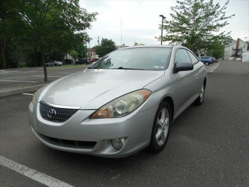 2004 Toyota Camry Solara SE