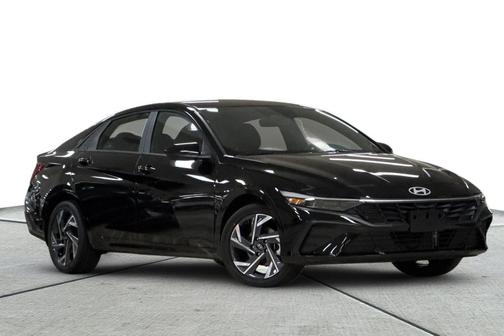 2025 Hyundai ELANTRA HEV SEL Sport