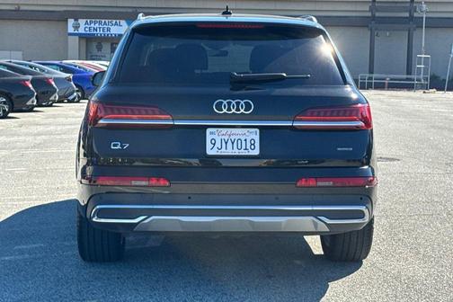 2024 Audi Q7 55 Premium Plus