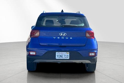 2022 Hyundai VENUE Limited