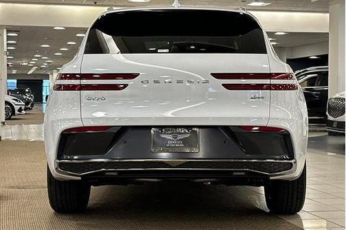 2026 Genesis GV70 2.5T