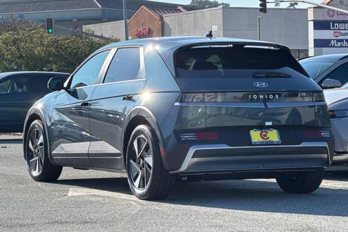 2026 Hyundai IONIQ 5 SEL