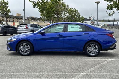 2025 Hyundai ELANTRA HEV Blue