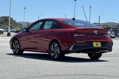 2025 Hyundai ELANTRA Sport