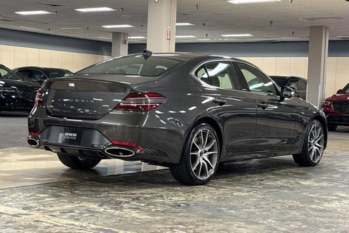 2026 Genesis G70 2.5T RWD