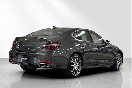 2026 Genesis G70 2.5T RWD