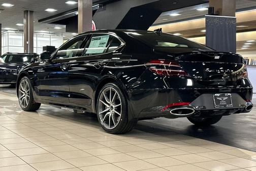 2026 Genesis G70 2.5T RWD