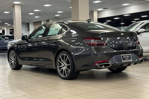 2026 Genesis G70 2.5T RWD