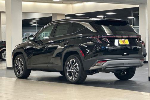 2025 Hyundai TUCSON Hybrid Limited