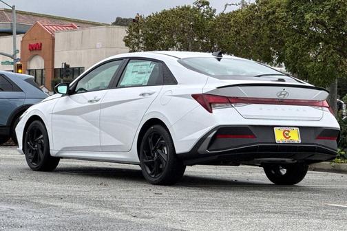 2026 Hyundai ELANTRA Sport