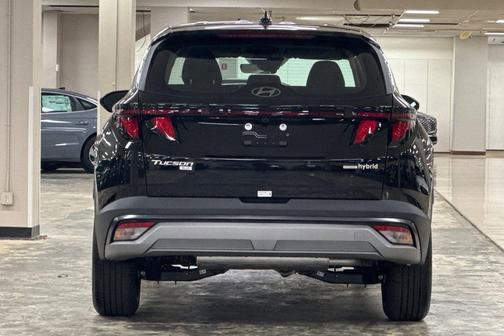 2026 Hyundai TUCSON Hybrid Blue SE