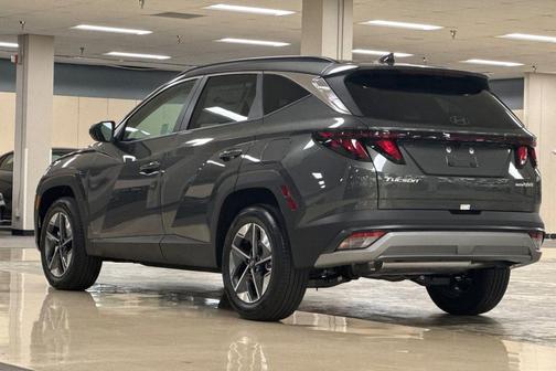 2026 Hyundai TUCSON Hybrid SEL