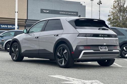 2026 Hyundai IONIQ 5 SEL