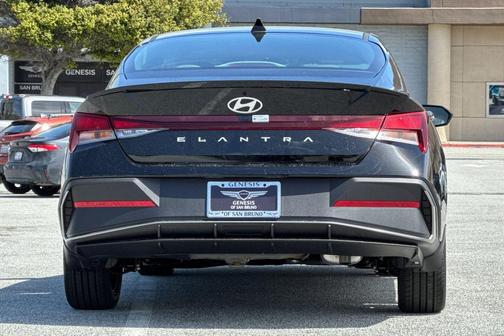 2025 Hyundai ELANTRA Sport