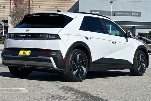 2025 Hyundai IONIQ 5 SEL