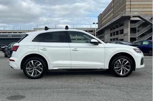 2024 Audi Q5 45 S line Premium Plus