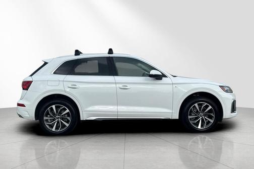 2024 Audi Q5 45 S line Premium Plus