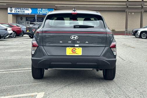 2026 Hyundai KONA SE