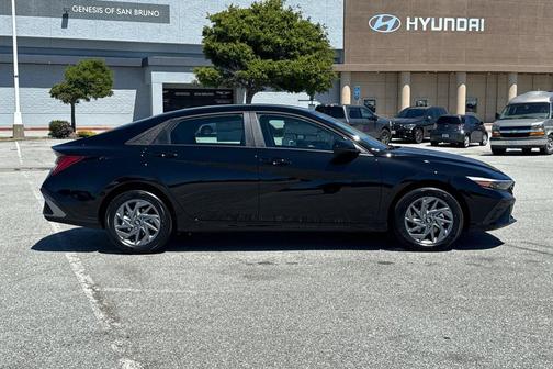 2025 Hyundai ELANTRA HEV Blue