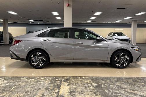 2026 Hyundai ELANTRA HEV Limited