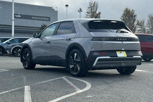 2026 Hyundai IONIQ 5 SEL