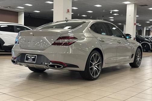 2026 Genesis G70 2.5T RWD