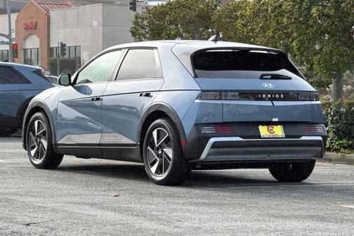 2026 Hyundai IONIQ 5 SEL