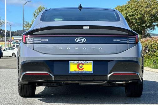 2025 Hyundai SONATA SEL