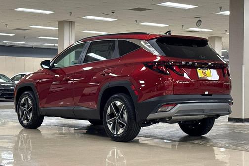 2026 Hyundai TUCSON Hybrid SEL