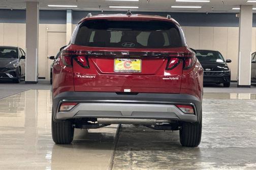 2026 Hyundai TUCSON Hybrid SEL