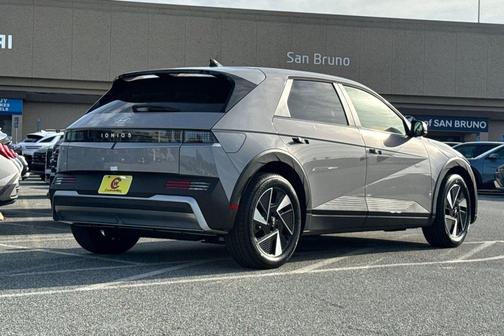 2026 Hyundai IONIQ 5 SEL