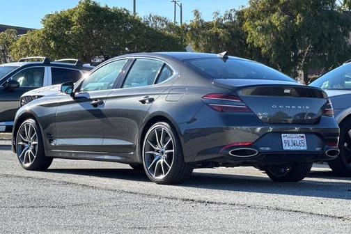 2026 Genesis G70 2.5T RWD