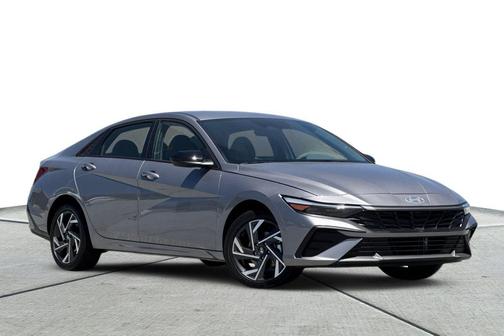 2025 Hyundai ELANTRA HEV SEL Sport
