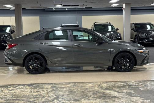 2026 Hyundai ELANTRA Sport