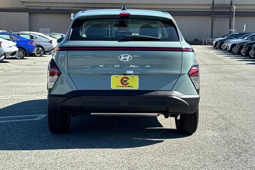 2026 Hyundai KONA SE