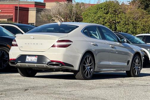 2026 Genesis G70 2.5T RWD