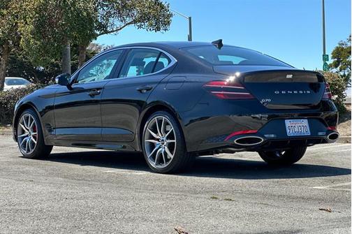 2025 Genesis G70 2.5T RWD