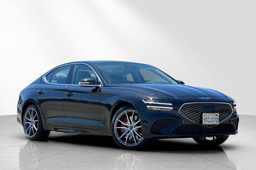 2025 Genesis G70 2.5T RWD