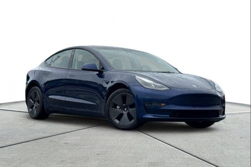 2023 Tesla Model 3 Standard Range