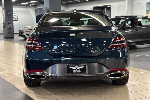 2025 Genesis G70 2.5T RWD