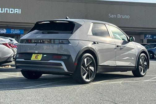 2026 Hyundai IONIQ 5 SEL