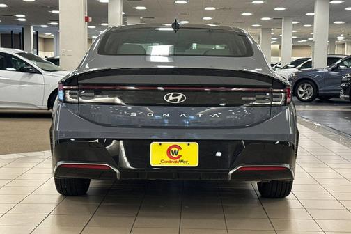 2025 Hyundai SONATA SEL