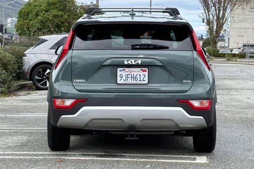 2023 Kia Niro Plug-In Hybrid EX