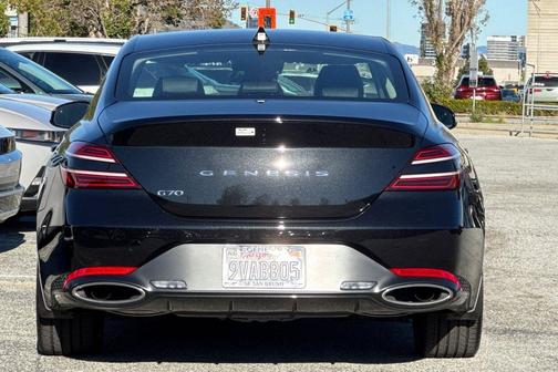 2026 Genesis G70 2.5T RWD