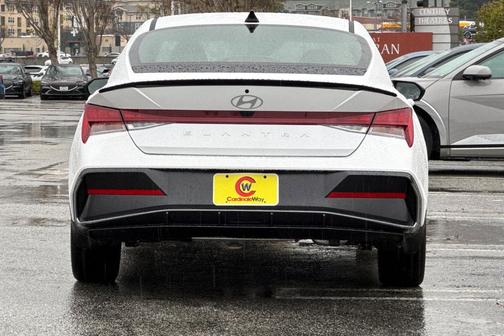 2026 Hyundai ELANTRA Sport